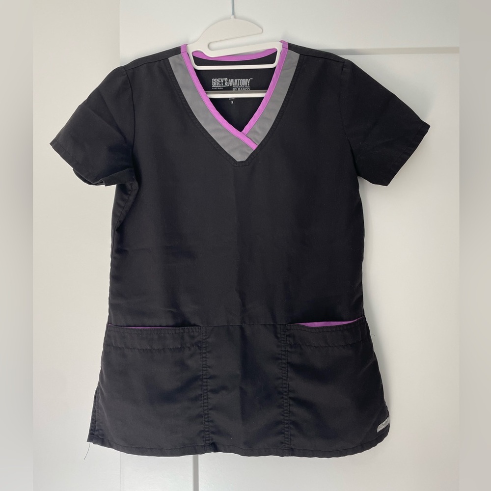 Grey's Anatomy  Black Scrub Top with Purple and Gray Collar Small